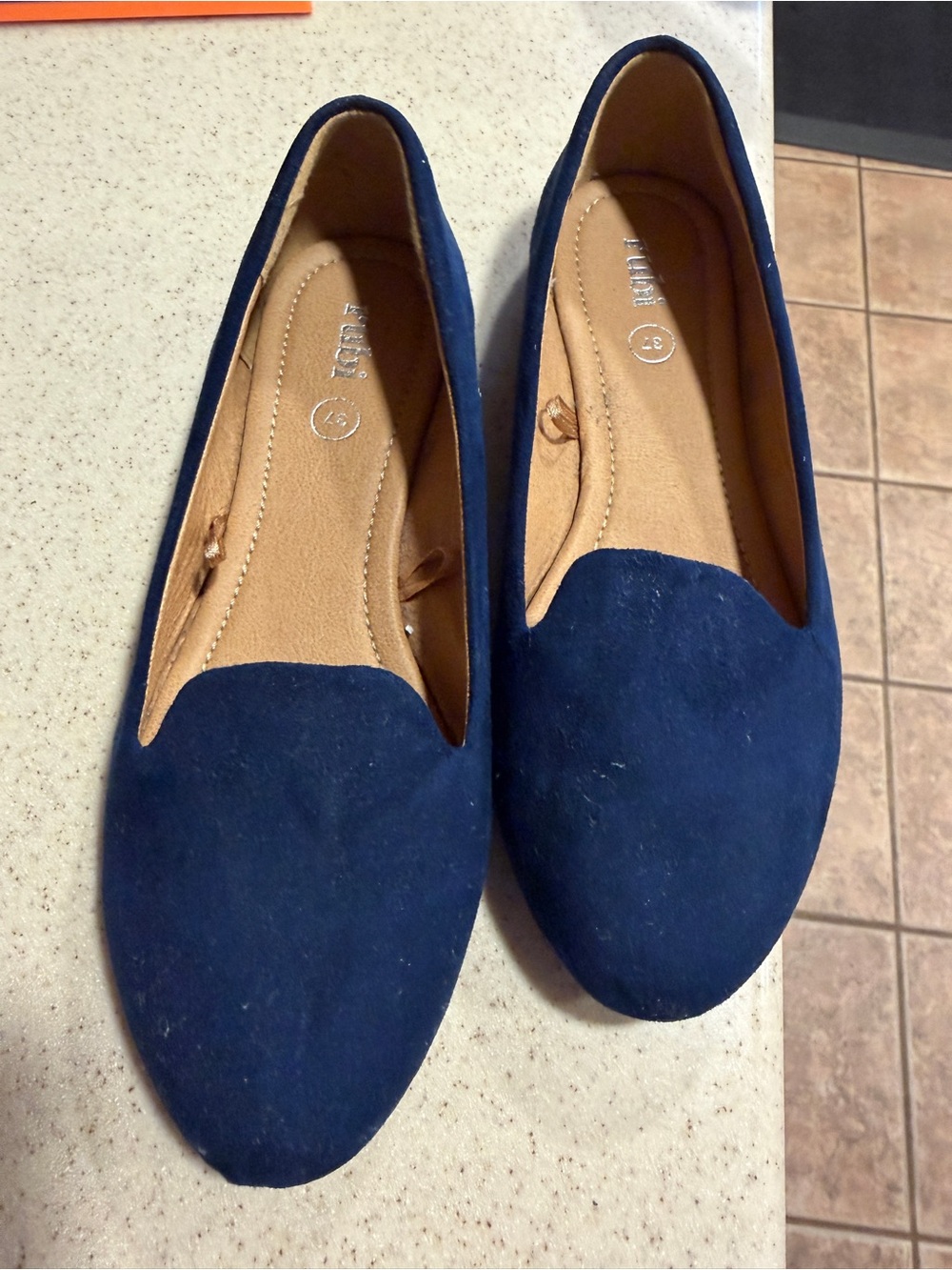 Classic Women's Navy Suede Slip-On Flats